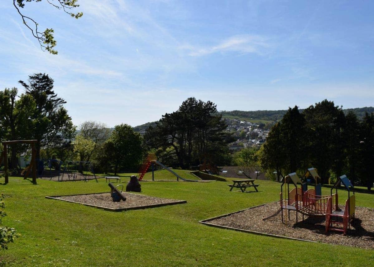 Newlands Park Hotell Charmouth Eksteriør bilde